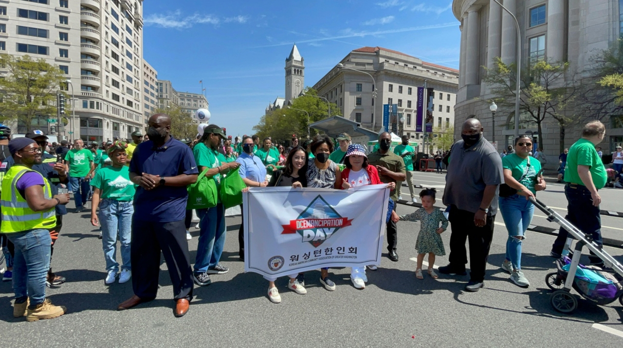 워싱턴한인회가 지난 4월 16일 노예 해방의 날 퍼레이드에 참가했다.[사진제공=워싱턴한인회]