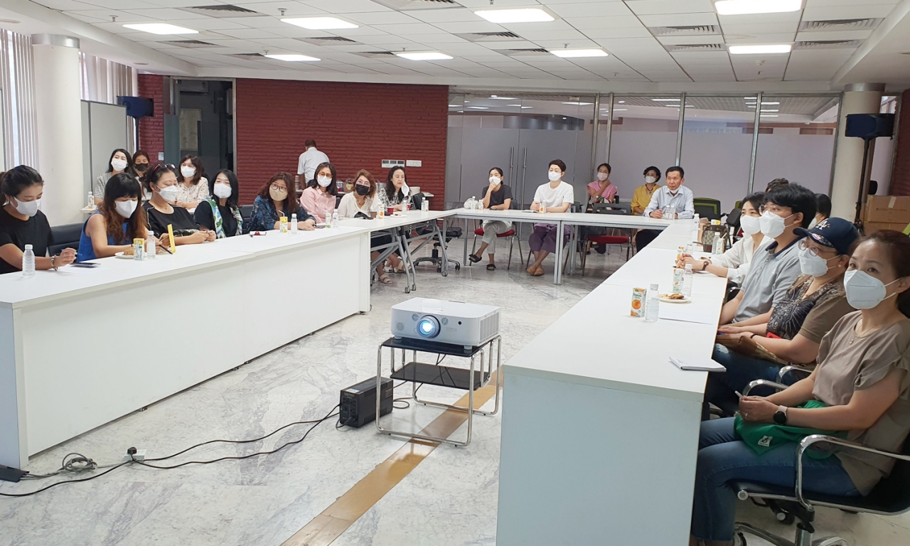 인도 뉴델리에 있는 한국대사관 별관에서 ‘재외국민 특별전형 설명회’가 열렸다.[사진제공=주인도한국대사관]