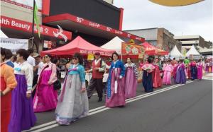 시드니한인여성회, 라이드시 대표 다문화 퍼레이드에 참가