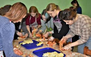 타타르한글학교 한국문화 캠프… 김치 만들기 체험도