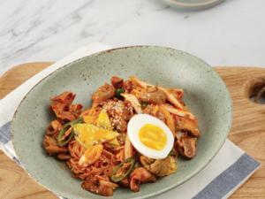 [Mi Ran Park's K-Food recipe-21] SEASONED NOODLE WITH FRESHWATER SNAIL