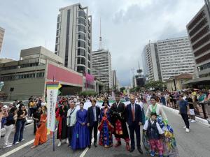 브라질 한인 이민 60주년 기념 한복 퍼레이드