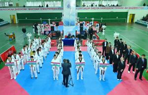 타지키스탄한국대사배 태권도대회… 400여 명 참가